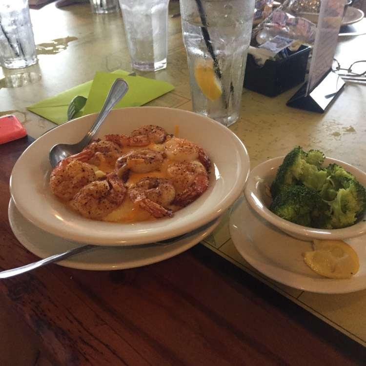 Grand Mariner Restaurant & Marina
