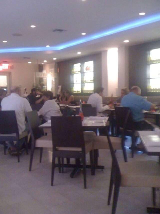 Angelo Elia Pizza, Bar, Tapas