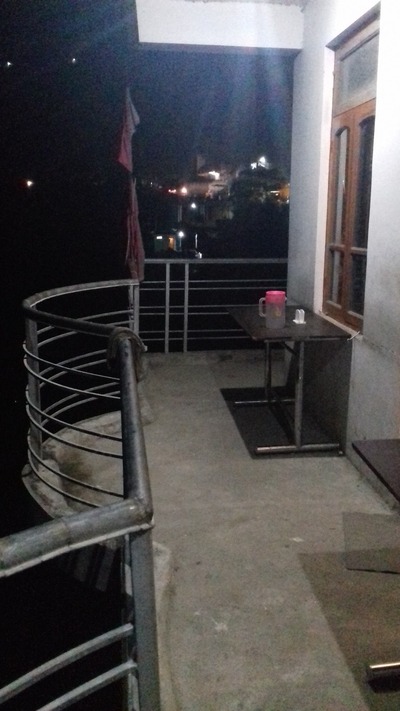 Royal Lush Kitchen photo