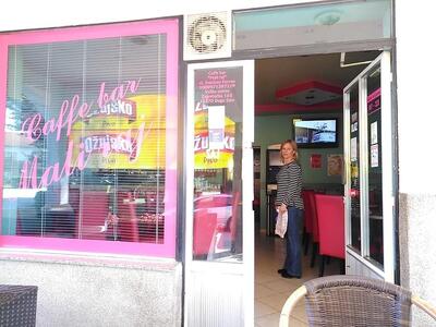 Caffe bar "Mali raj"