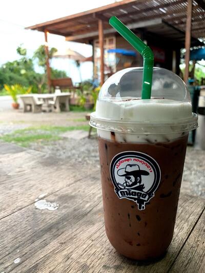กาแฟถนัดดูด