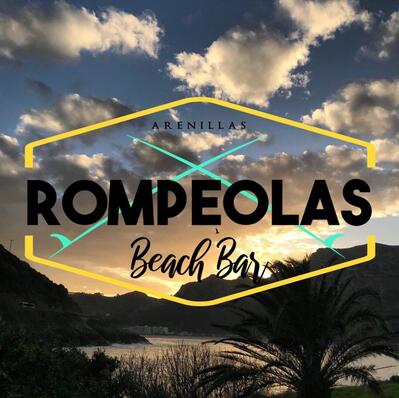 Rompeolas Arenillas Beach Bar