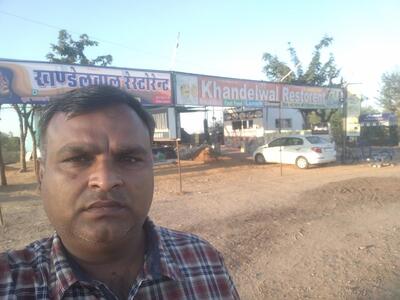 Khandelwal hotal and restorent