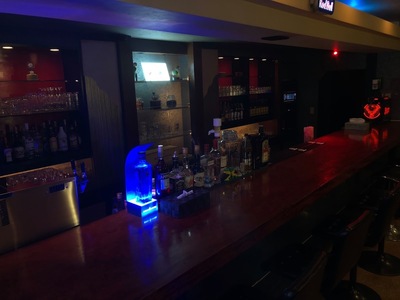 Muzik Bar Corner Stone