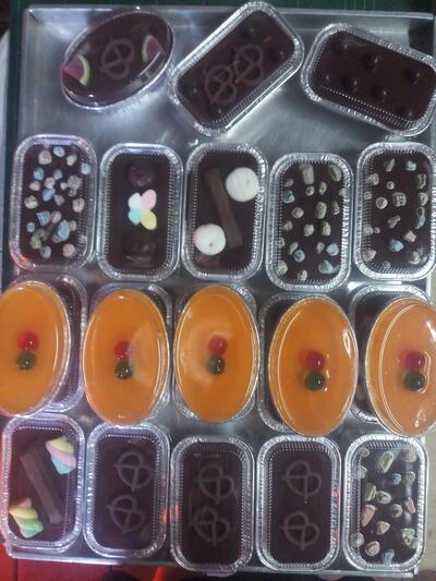 ร้านป้าอ๋อเบเกอรี่ ปากทางเข้าวัดจินดาราม