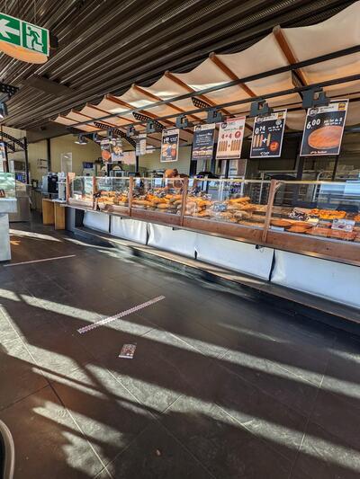 Marie Blachère CABRIES (Plan de Campagne)