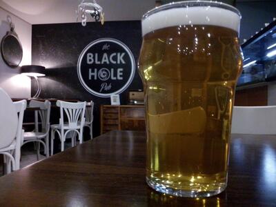 Black Hole - La Birroteca