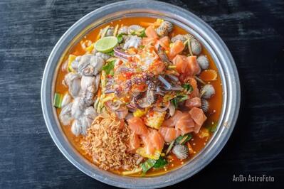ยำปูม้าเจ็ดยอด สาขาหลัง มช.-เจ้าของแบรนด์