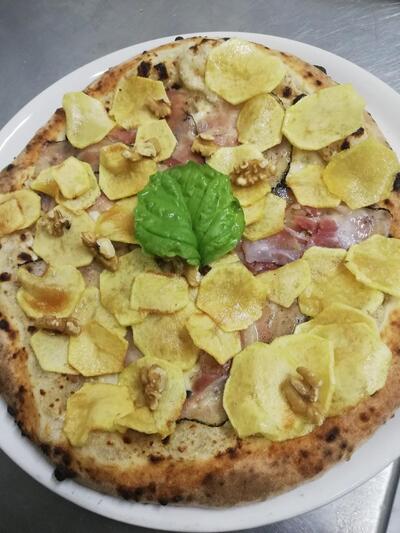 Pizzeria Adde' Guagliuni Di La Pietra Carmine