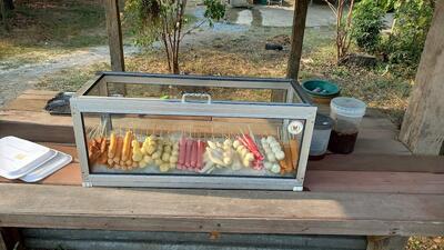 ลูกชั้นทอด หมูเบนซ์