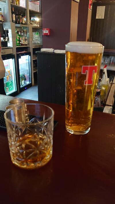 Lyle’s Bar