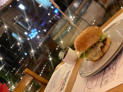 R&F Burger bar