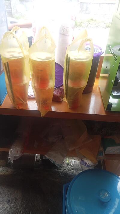 Es teh manis original dan baso krikil
