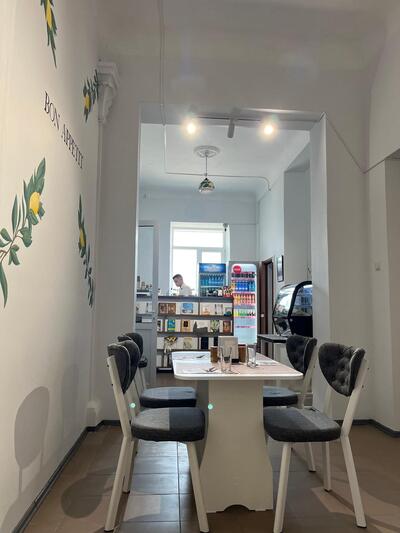 Gord Bistro