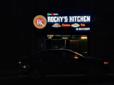 ROCKY’S KITCHEN