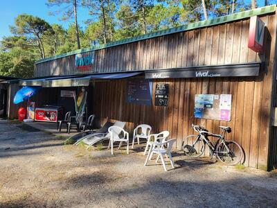 Vival Superette & Pizza