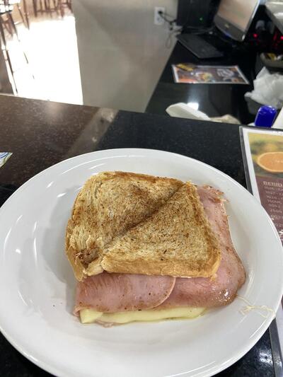 Mr. Pão Padaria & Confeitaria