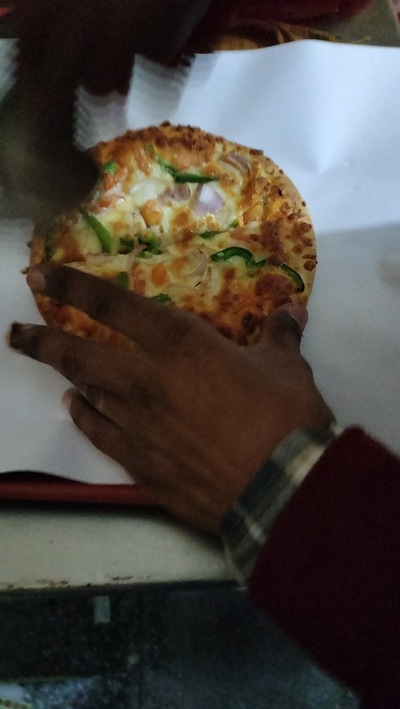 Veeru pizza