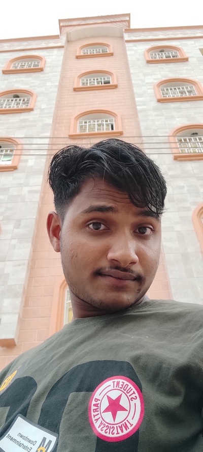 হোসেন ষ্টোর