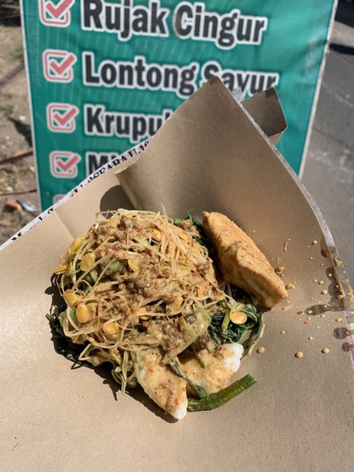 Rujak Cingur Bu Sri Rejeki