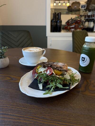 Adam’s Café & Conditorei