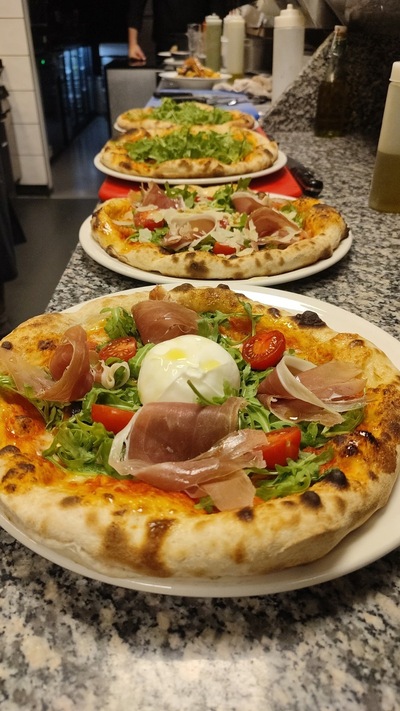 Bianca Pizzeria Restaurante