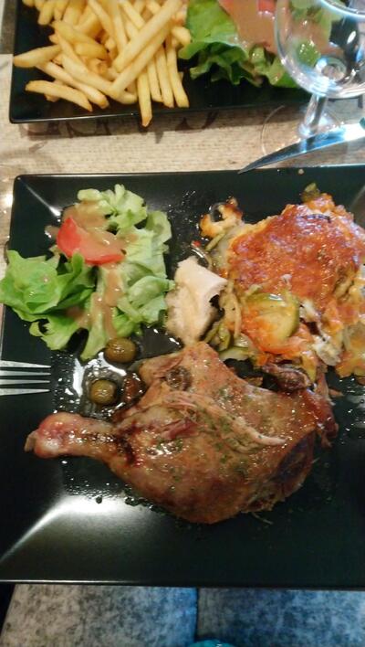 Brasserie De L' Etape Grillades Salades Repas