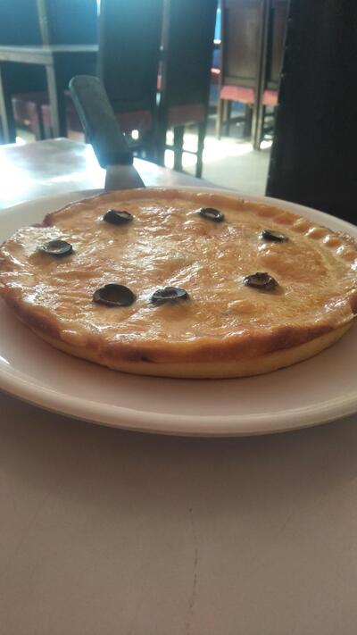 Mr. Pizza parlor