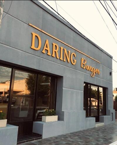 DARING Burger