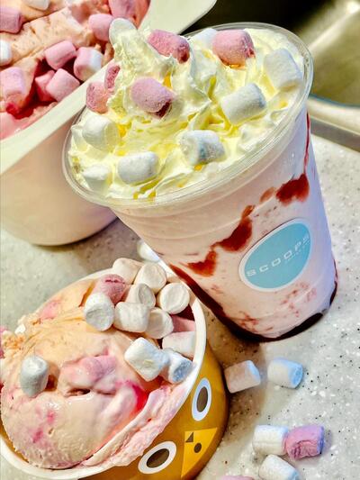 Mauds, Scoops
