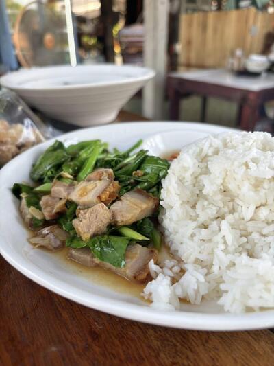 ล้านป้าอ้วน ข้าว กะ เตี๋ยว