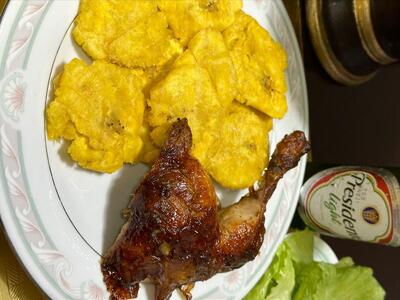 Pilloyo's Pollos Horneados.