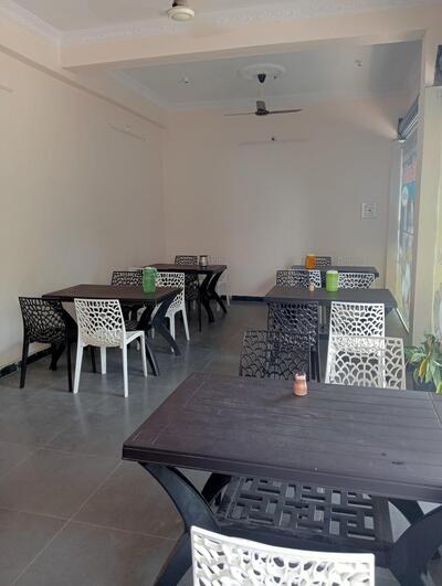 Lingayat khaanawali (pure vegetarian) siddanna hotel