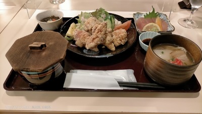 ホクラニ