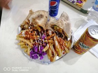 استراحة النهضه للوجبات السريعة