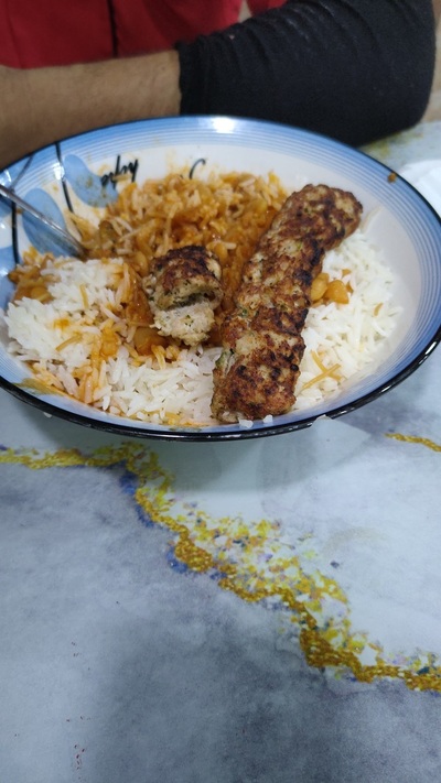 مطعم مهند ابو الكص