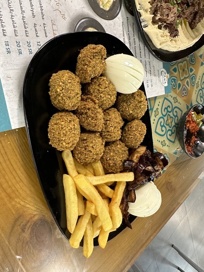 مطعم دندوح Dandouh Restaurant