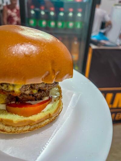 Almirante Hamburgueria e Pizzaria