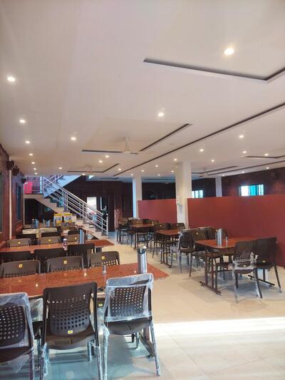 हॉटेल आरंभ