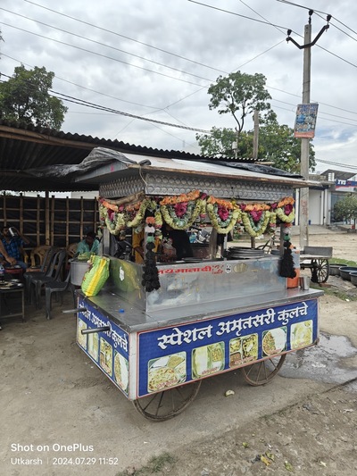 NARESH CHOLE BHATURE KULCHE