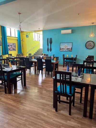 PAKWAN Indian Restaurant luz