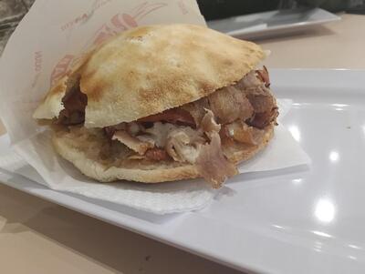 Italyan Istanbul - Griglia Kebap & Pizzeria