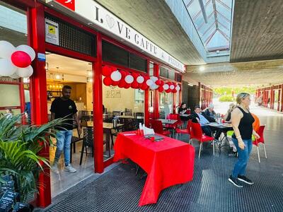 Love Caffe Bar & Pizzeria