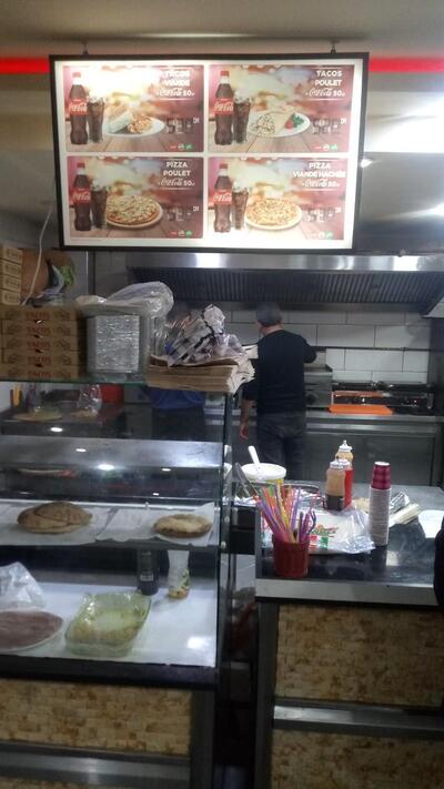 (بتزيريا البركة Pizzeria (Tacos)