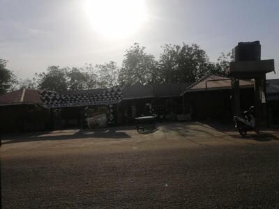 W3 p3 paga crocodile restaurant