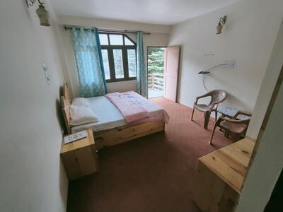 Meals at Snow view Restaurant