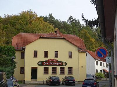 Zum Burgschloß