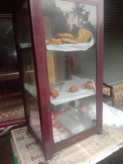 നാസിയുടെ തട്ടുകട