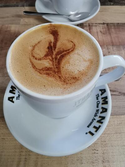 Zora Cafe
