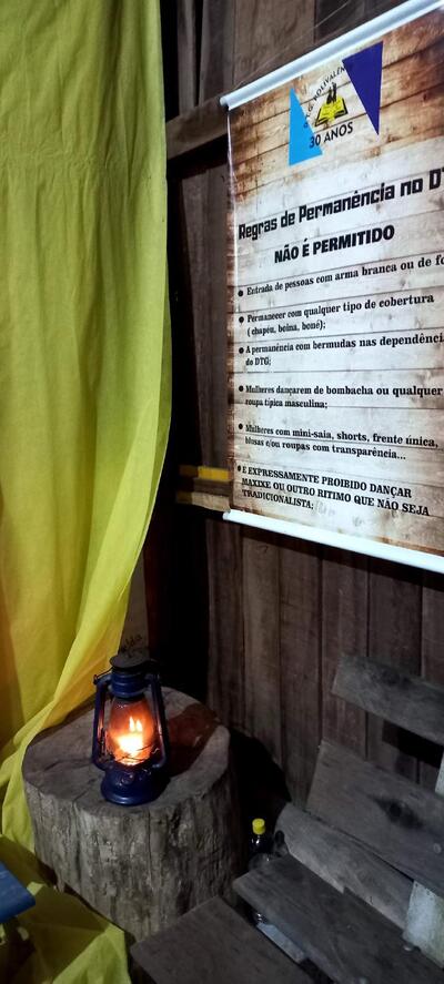 Casa do Frango e Lanches